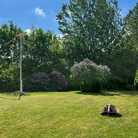 Classic Summer House Surrounded By Pretty Nature Holiday home *